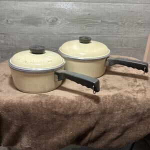 4 Piece Vintage Club Pots + Lids Harvest Yellow Gold Cast Aluminum Set‎ Pots